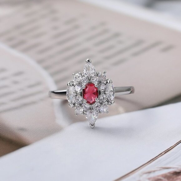 😍LUXURY RUBY OLD MINE DIAMOND NOBLE SILVER SHINY FLOWER DAINTY RING, K920 - Picture 3 of 7